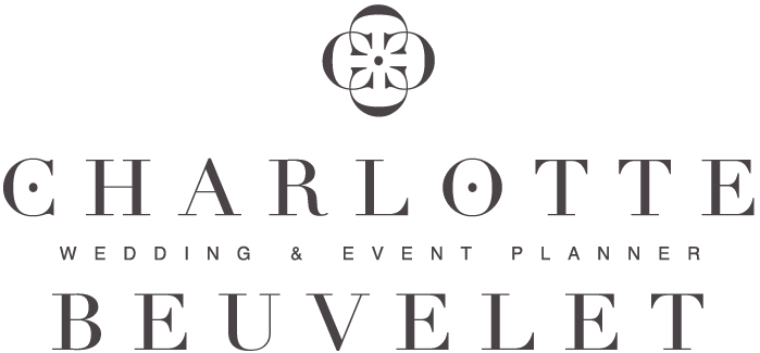 Logo Charlotte Beuvelet Anthracite Se marier au Ritz, palace parisien