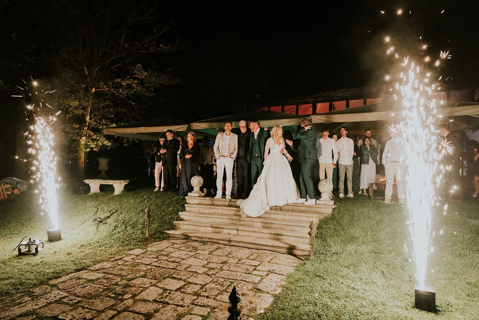 studio julke organisation mariage haut de gamme wedding planner luxe paris yvelines charlotte beuvelet cm event coaching (20) scénographie lumineuse pour un mariage haut de gamme conseils d'experte charlotte beuvelet wedding planner experte